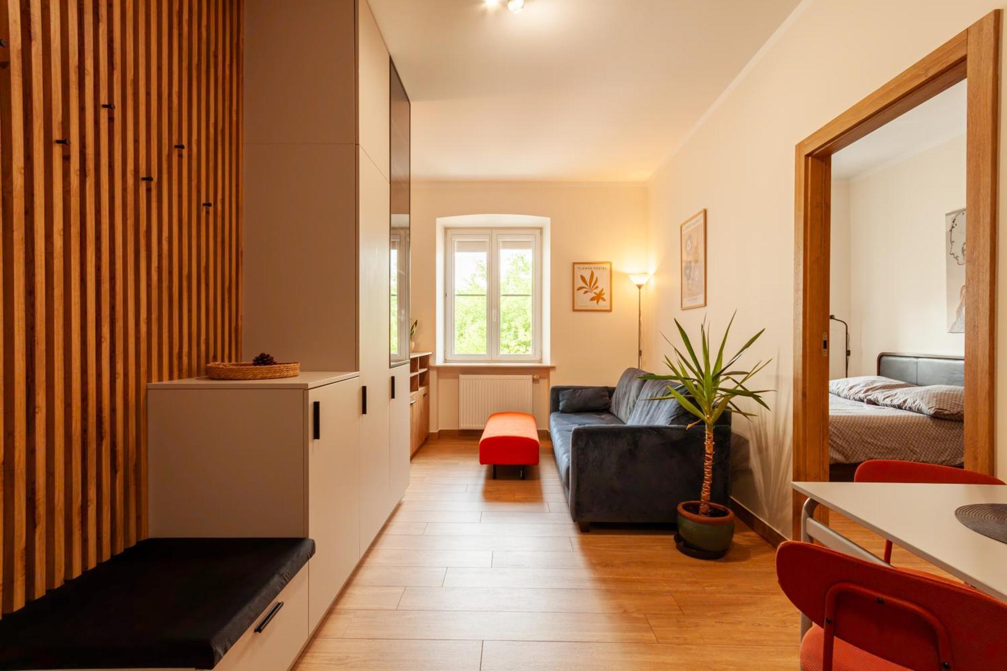Like-a House Starowka *